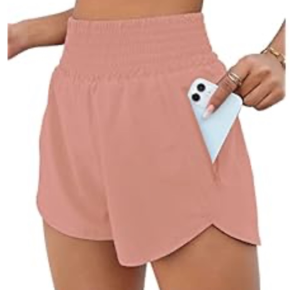 Women’s High Waist Athletic Shorts - M